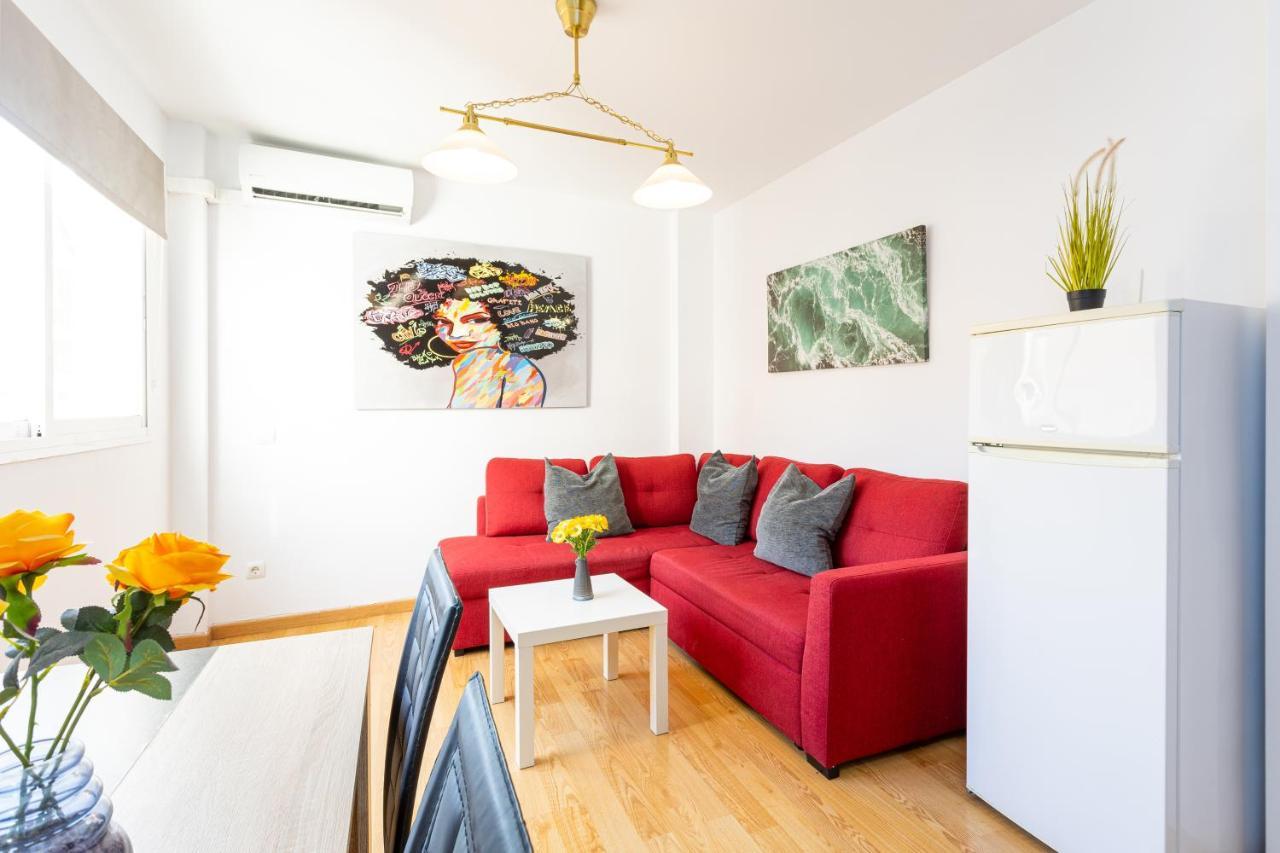 Holidays2Malaga Cruz Verde City Center With Aircon & Wifi Buitenkant foto